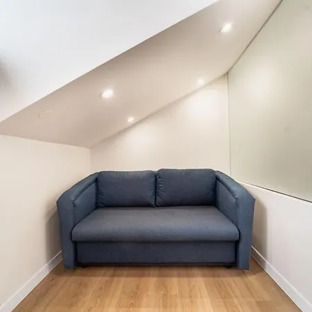 アパート Host2u Penthouse Sauna, Jacuzzi, Fireplace *