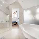 Host2u Penthouse Sauna, Jacuzzi, Fireplace Appartement