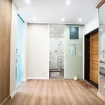 Appartement Host2u Penthouse Sauna, Jacuzzi, Fireplace *