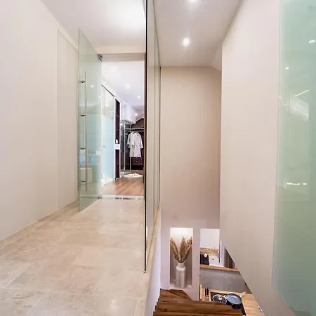Host2u Penthouse Sauna, Jacuzzi, Fireplace Апартамент Банско