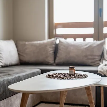 Апартамент Host2u Penthouse Sauna, Jacuzzi, Fireplace Банско