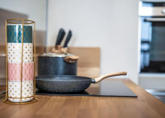 Host2u Penthouse Sauna, Jacuzzi, Fireplace Apartment Bansko