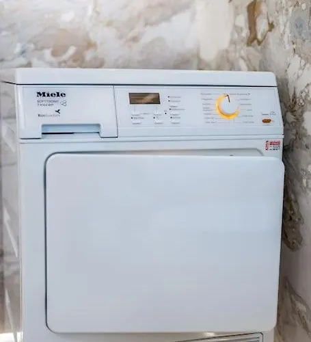 Apartment Host2u Penthouse Sauna, Jacuzzi, Fireplace