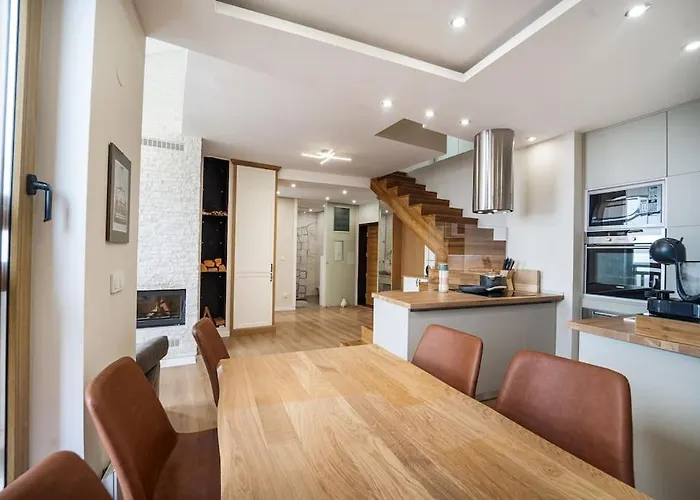 Apartment Host2u Penthouse Sauna, Jacuzzi, Fireplace Bansko