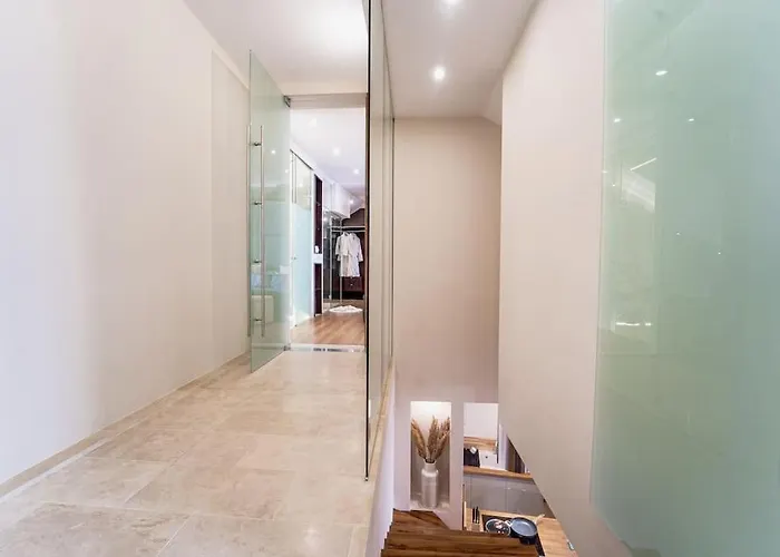 Host2u Penthouse Sauna, Jacuzzi, Fireplace Apartment Bansko